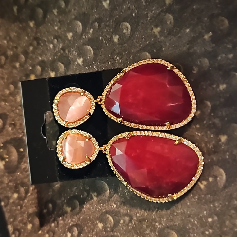 Pink Red Faceted Stone Pierced Earrings